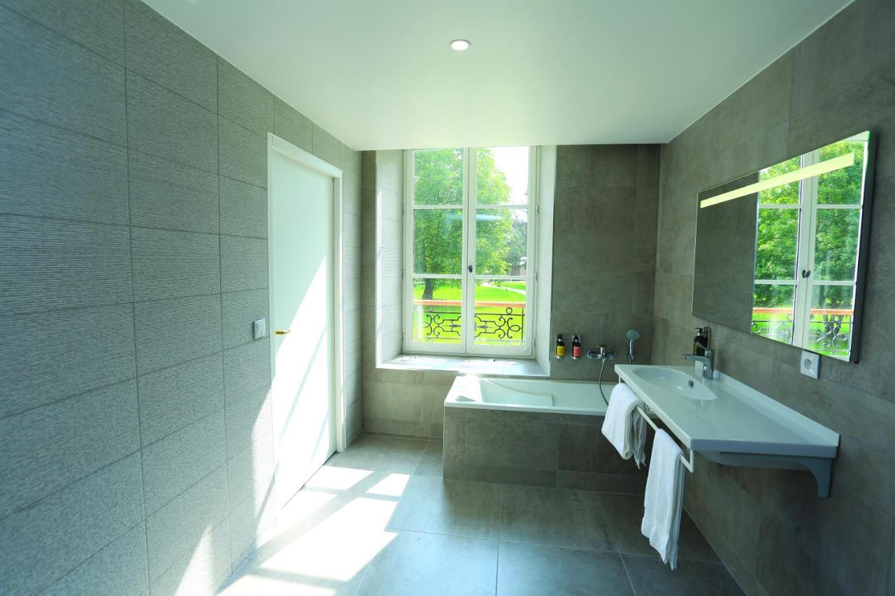 Chateau Des Hauts De Provins Hotel Champcenest Bagian luar foto