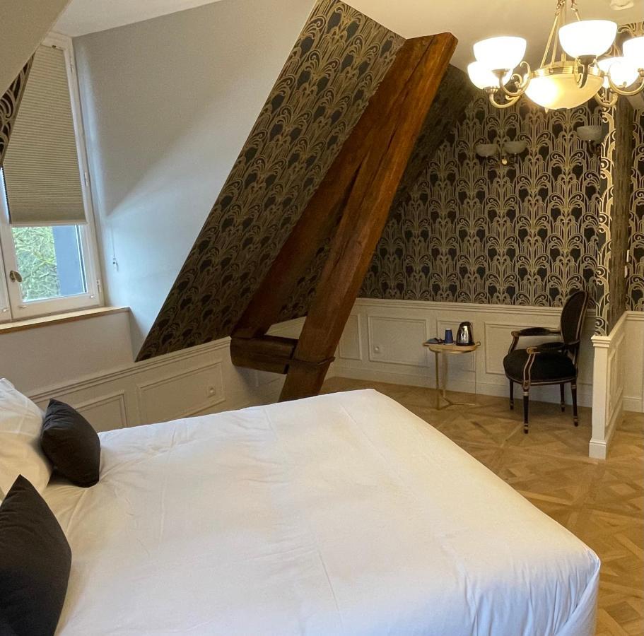 Chateau Des Hauts De Provins Hotel Champcenest Bagian luar foto