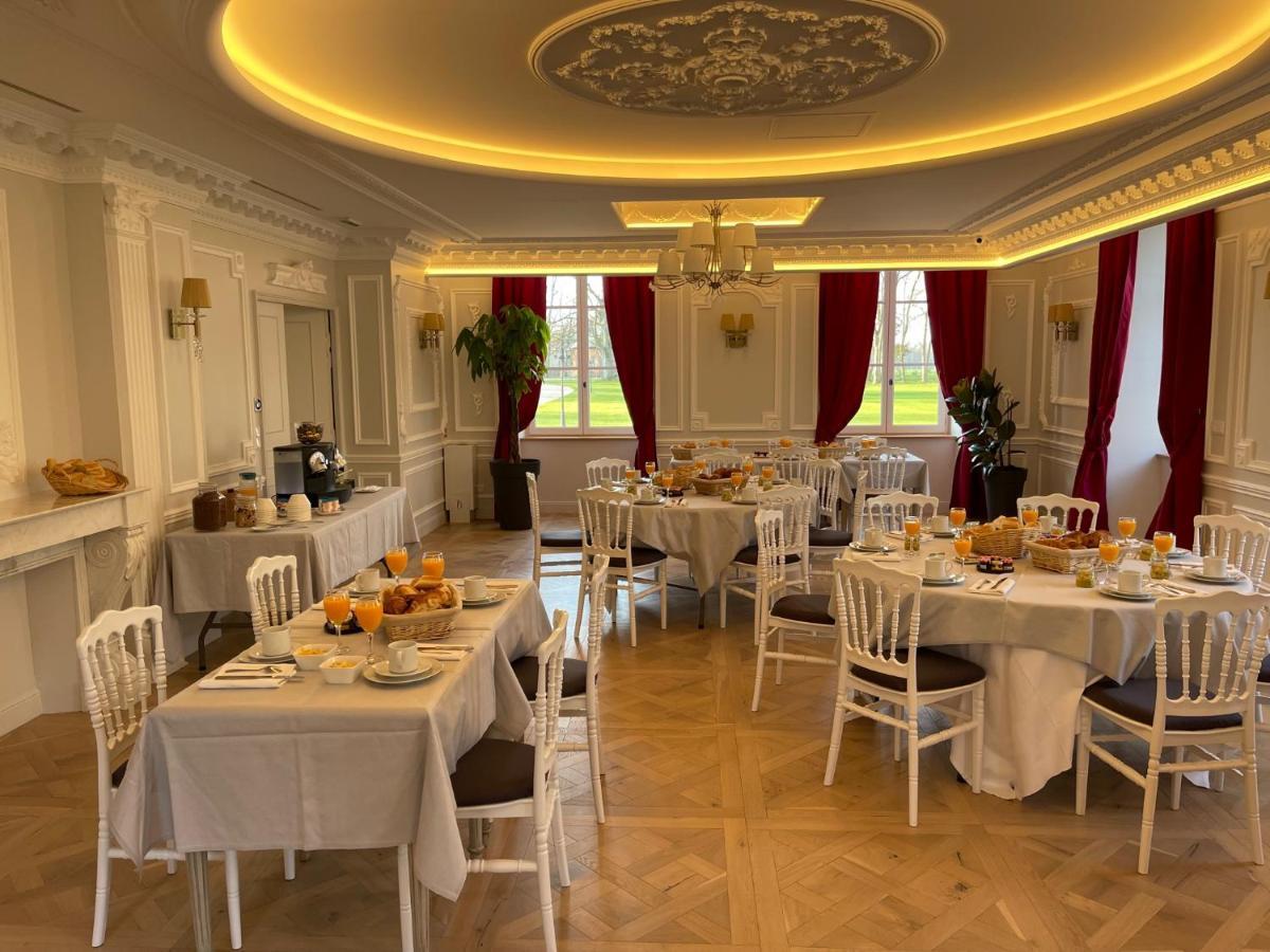 Chateau Des Hauts De Provins Hotel Champcenest Bagian luar foto
